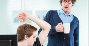 Mauvaise odeur au bureau (iStock)