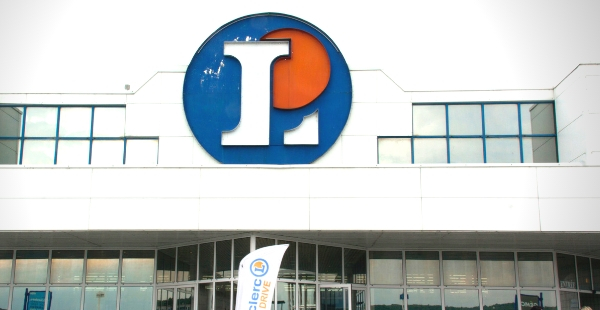 Travailler ches Leclerc (Istock)